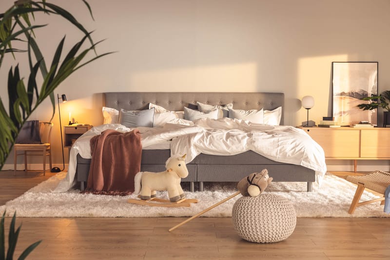 Ella Familjesäng Sängpaket 280x210  cm - (+Fler val) Ljusgrå - Products - Möbler - Säng - Kontinentalsäng