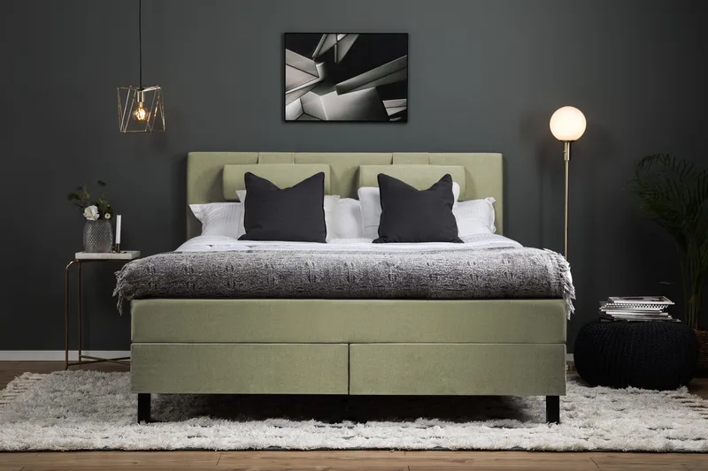 Lucky Komplett Sängpaket 160x200 Latex Slät Sänggavel - Nackkudde Stor Grön - Products - Möbler - Säng - Kontinentalsäng