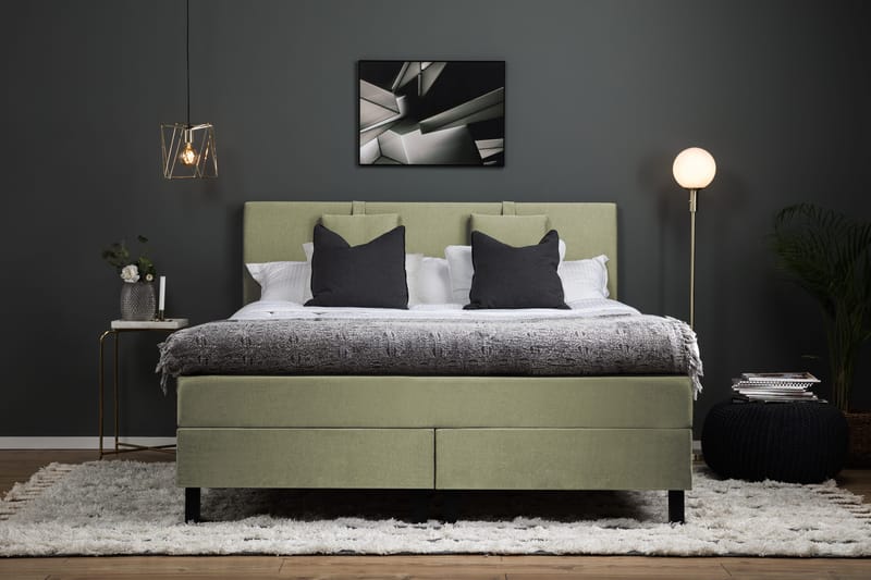 Lucky Komplett Sängpaket 160x200 Skum Slät Sänggavel - Nackkudde Liten Grön - Products - Möbler - Säng - Kontinentalsäng