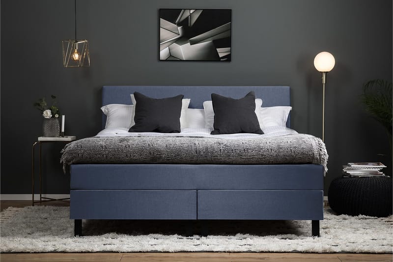 Lucky Komplett Sängpaket 160x200 Polyeter Slät Sänggavel - Mörkblå - Products - Möbler - Säng - Kontinentalsäng