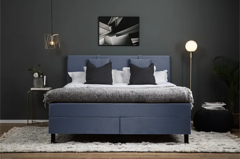 Lucky Komplett Sängpaket 180x200 Polyeter Slät Sänggavel - Nackkudde Liten Mörkblå - Products - Möbler - Säng - Kontinentalsäng