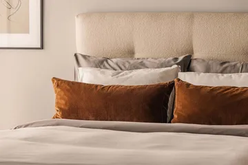 Oslo Lyx Kontinentalsäng Boucle 140x200 - Beige - Products - Möbler - Säng - Kontinentalsäng