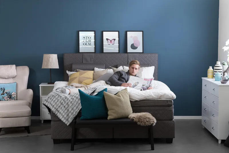 Sundborn Kontinentalsäng 210x200 cm - Grå - Products - Möbler - Säng - Kontinentalsäng