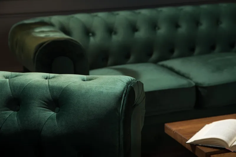 Chesterfield Lyx 3 sits Sammetssoffa - Djup soffa - Mörkgrön / Grön - Products - Möbler - Soffa - Chesterfield soffa