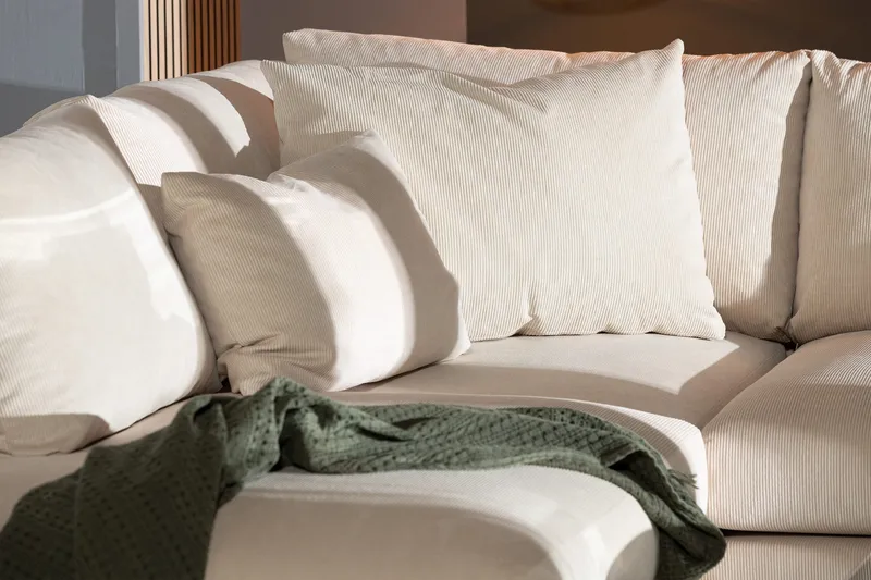 Menard 4-sits Vänstervänd L-formad Djup Schäslongsoffa i Manchester - Beige - Products - Möbler - Soffa - Divansoffa & schäslongsoffa - 4 sits soffa med divan