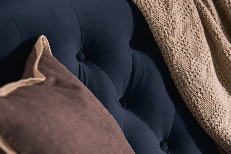 Howard Riviera 2-sits Sammetssoffa - Blå - Products - Möbler - Soffa - Sammetssoffa