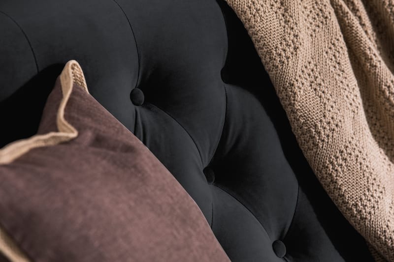 Howard Riviera 2-sits Sammetssoffa - Svart - Products - Möbler - Soffa - Sammetssoffa