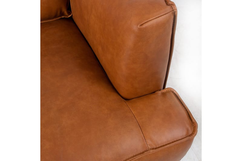 Leo Soffa - Ljusbrun - Products - Möbler - Soffa - Skinnsoffa
