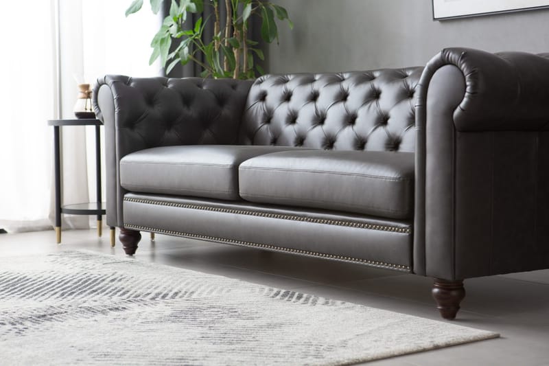 Soffa chesterfield 3-sits 219 cm mörkbrunt konstläder - Mörkbrun - Products - Möbler - Soffa - Chesterfield soffa