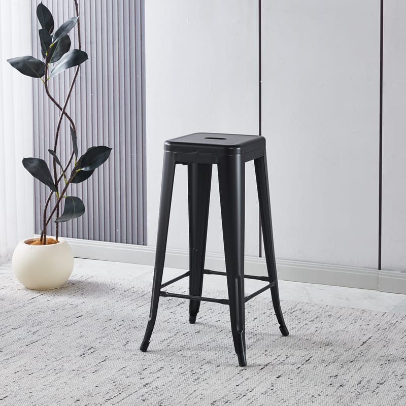 Barstol Iris i Metall Sitthöjd 77 cm - Svart - Products - Möbler - Fåtölj & stolar - Barstol & barpall
