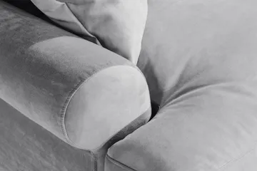 Andrew Loveseat Sammet - Silvergrå/Krom - Products - Möbler - Fåtölj & stolar - Fåtölj - Sammetsfåtölj