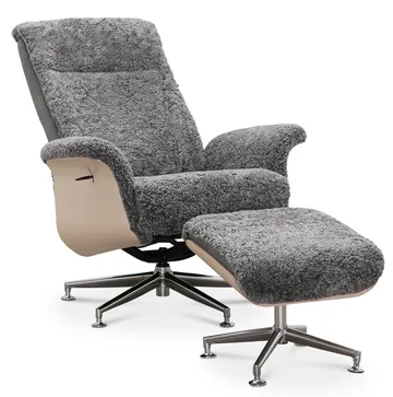 Fårskinnsfåtölj med fotpall grå/whitewash - Ulla - Grafitgrå - Products - Möbler - Fåtölj & stolar - Fåtölj - Biofåtölj & reclinerfåtölj