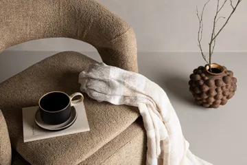 Laurel Loungefåtölj - Beige - Products - Möbler - Fåtölj & stolar - Fåtölj