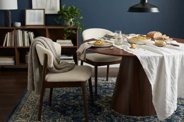 Nala Matstol i trä med tygsits - Greige - Products - Möbler - Fåtölj & stolar - Matstol & köksstol