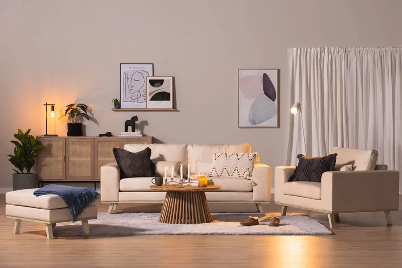 Copenhagen Fotpall Sammet - Beige - Products - Möbler - Fåtölj & stolar - Pall & puff - Fotpallar