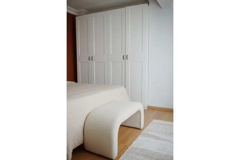Manav Sittpuff 106 cm - Vit - Products - Möbler - Fåtölj & stolar - Pall & puff - Sittpuff