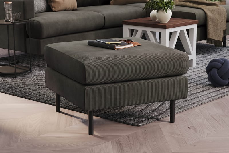 Menard Compact Fotpall 68 cm - Mörkgrå - Products - Möbler - Fåtölj & stolar - Pall & puff - Fotpallar