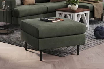 Menard Compact Fotpall 68 cm - Mörkgrön - Products - Möbler - Fåtölj & stolar - Pall & puff - Fotpallar