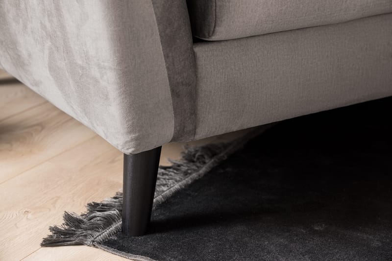 Trend Fotpall - Mullvad Sammet - Products - Möbler - Fåtölj & stolar - Pall & puff - Fotpallar