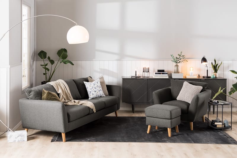 Trend Fotpall - Svart - Products - Möbler - Fåtölj & stolar - Pall & puff - Fotpallar