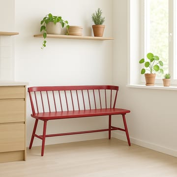 Pinnsoffa röd klassisk design - Sandhamn - Röd - Products - Möbler - Fåtölj & stolar - Sittbänk - Bänk med ryggstöd