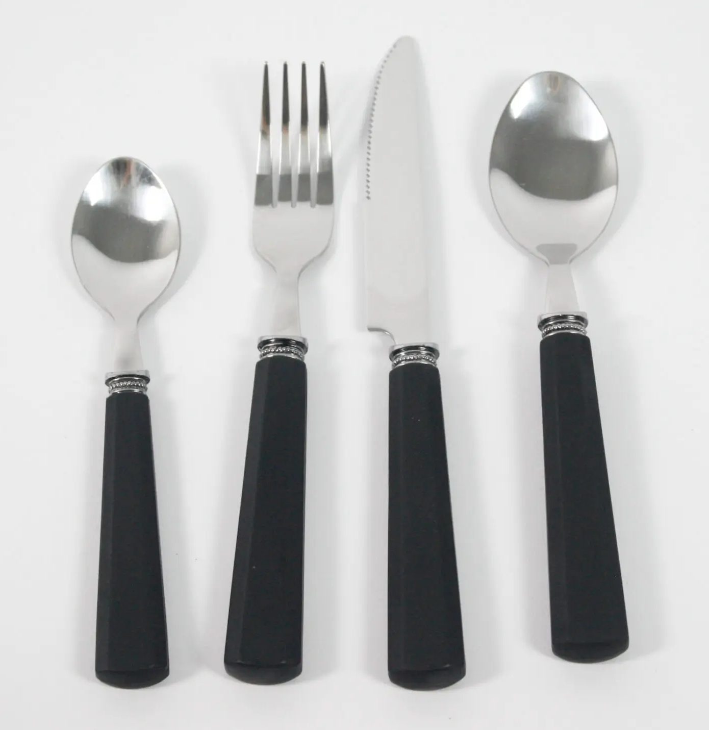 Bestickset Sonja 24 Delar med Gummihandtag