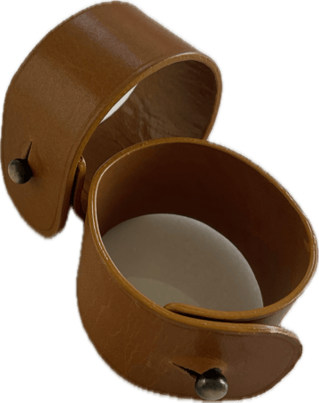 Servettring läder med bollspänne - brun - Products - Servering & matlagning - Bricka & fat - Serveringsfat & serveringsbricka