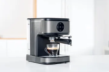 Espressomaskin Black+Decker 20 Bar - Grå - Products - Servering & matlagning - Köksmaskin - Kaffemaskin & kaffetillbehör - Espressomaskiner