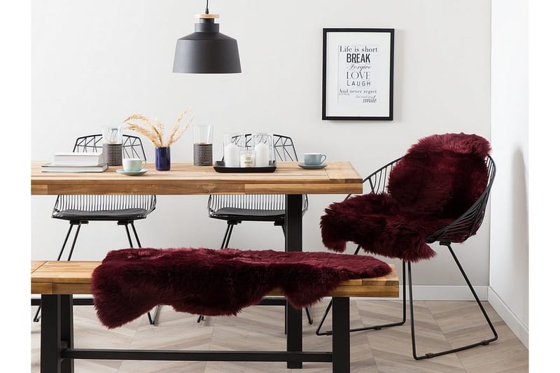 Uluru Fårskinn 65x110 cm, Röd