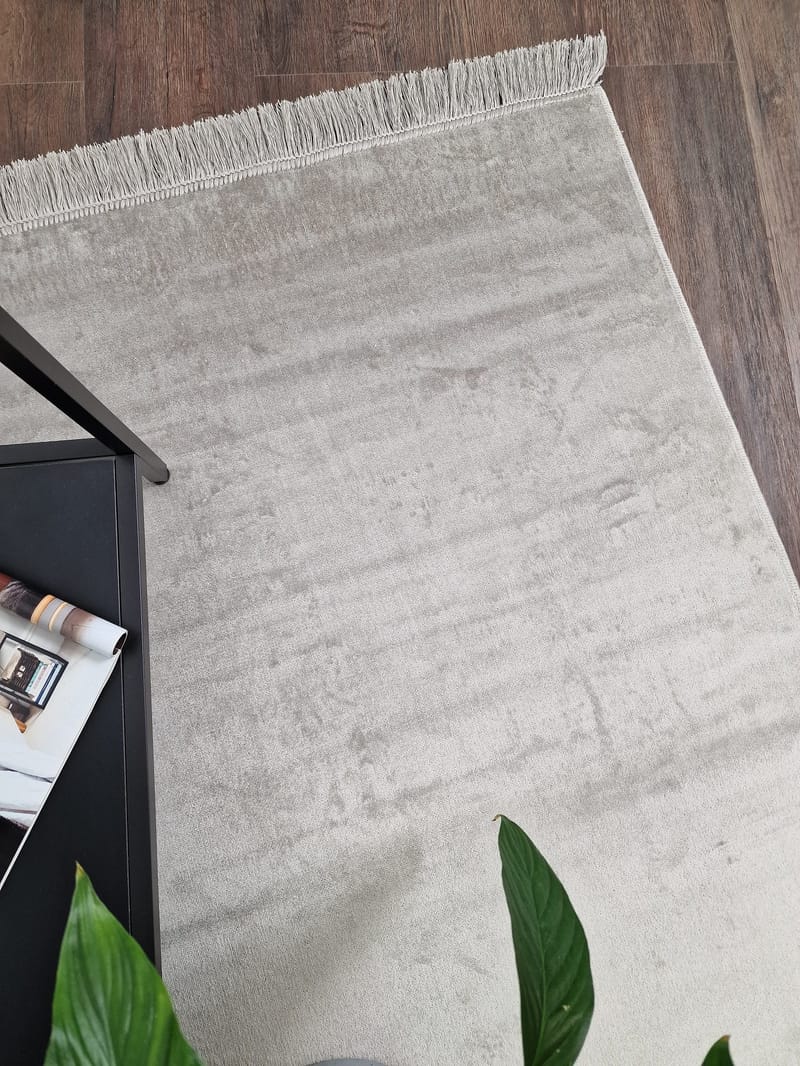 Granada Viskosmatta 130x190 - Greige - Products - Textil & mattor - Matta - Modern matta - Ryamatta