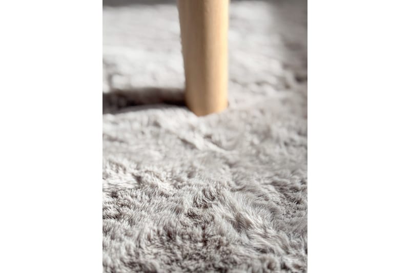 Heaven Ryamatta 240x340 cm - Grå - Products - Textil & mattor - Matta - Modern matta - Ryamatta