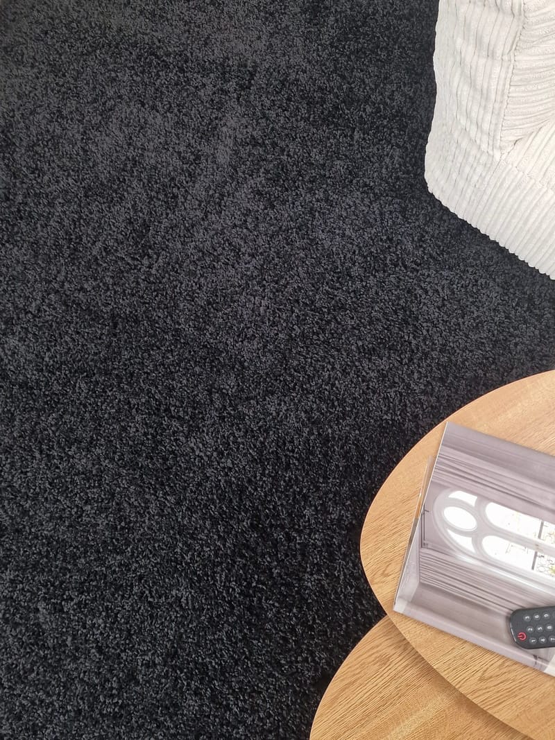 Lounge Ryamatta 240x340 cm Rektangulär - Svart - Products - Textil & mattor - Matta - Modern matta - Ryamatta