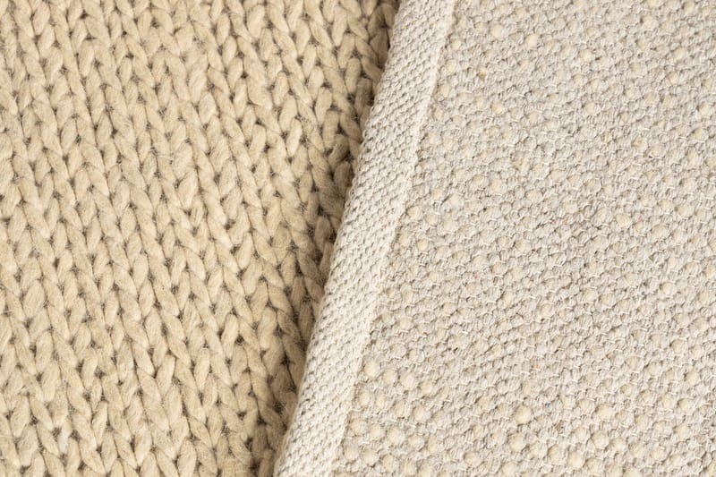 Marta Ullmatta 250x350 cm - Cremevit - Products - Textil & mattor - Matta - Modern matta - Ullmatta