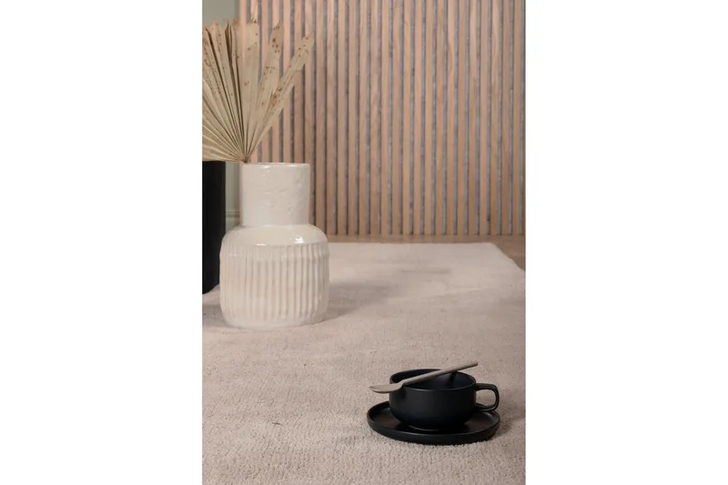 Undra Viskos-look Matta 170x240 - Beige - Products - Textil & mattor - Matta - Modern matta - Viskosmatta & konstsilkesmatta