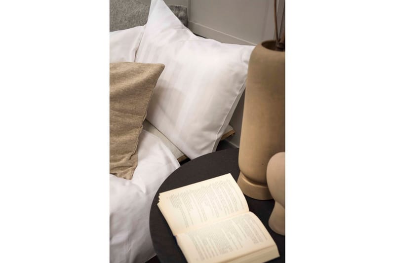 Örngott Satin 50 x 60 cm - Vit - Products - Textil & mattor - Sängkläder
