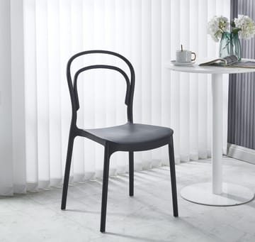 Stol i svart plast stapelbar - Svart - Products - Utemöbler & utemiljö - Balkong & altan - Balkongmöbler - Balkongstol