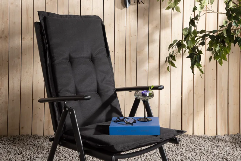Hanna Positionsdyna - Svart - Products - Utemöbler & utemiljö - Dynor - Positionsdynor