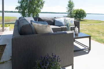 Hillerstorp Adelshamn Hörnsoffa Utomhus - Grå - Products - Utemöbler & utemiljö - Loungemöbler - Loungeset & loungegrupp