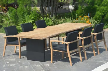 Royal Utebord - Products - Utemöbler & utemiljö - Utebord & trädgårdsbord - Matbord utomhus