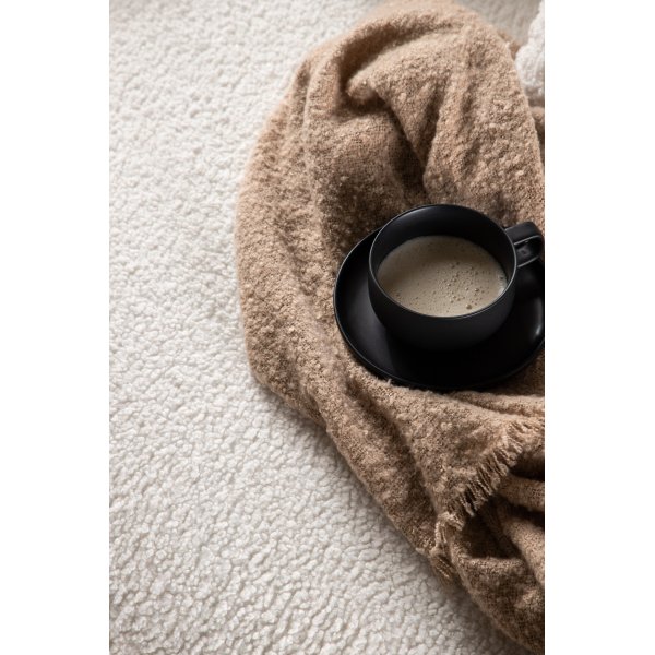 Kelso 2-sits soffa - Vit teddy Kelso 2-sits soffa - Vit teddy