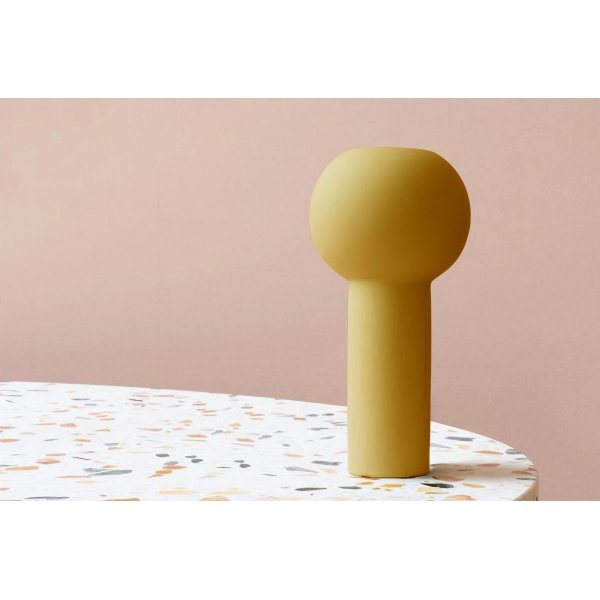 Mika vas - Gul Mika vas - Gul