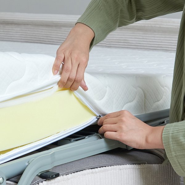 B�ddsoffa fram�t b�ddad beige - Hoven + M�beltassar