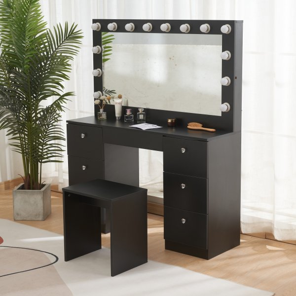 Sminkbord med belysning och kristall-handtag Sminkbord med belysning och kristall-handtag