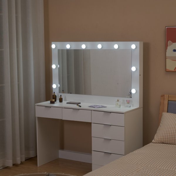 Sminkbord med spegel, belysning och f�rvaring + M�beltassar