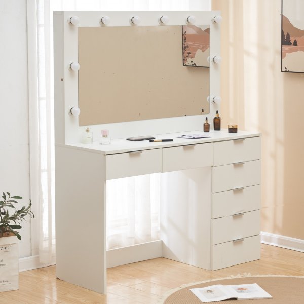 Sminkbord med spegel, belysning och f�rvaring + M�beltassar