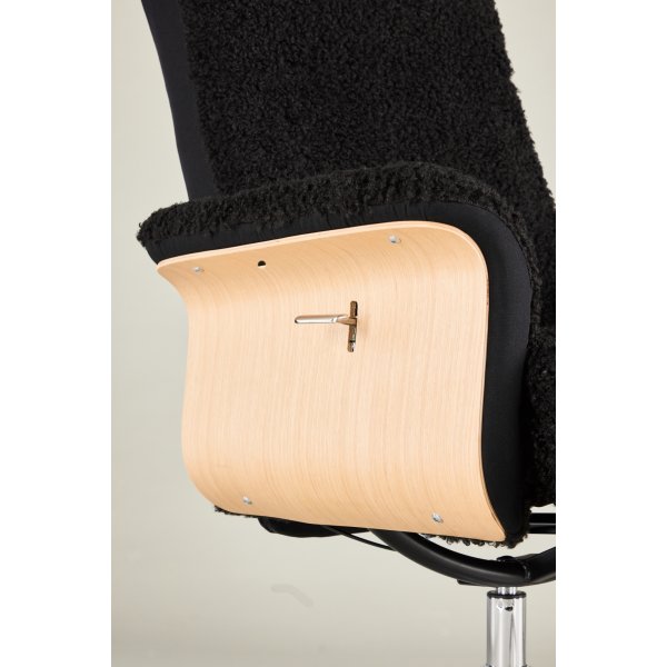 Hag�n reclinerf�t�lj med fotpall - Svart/oljad ek + Reng�ring f�r m�bler