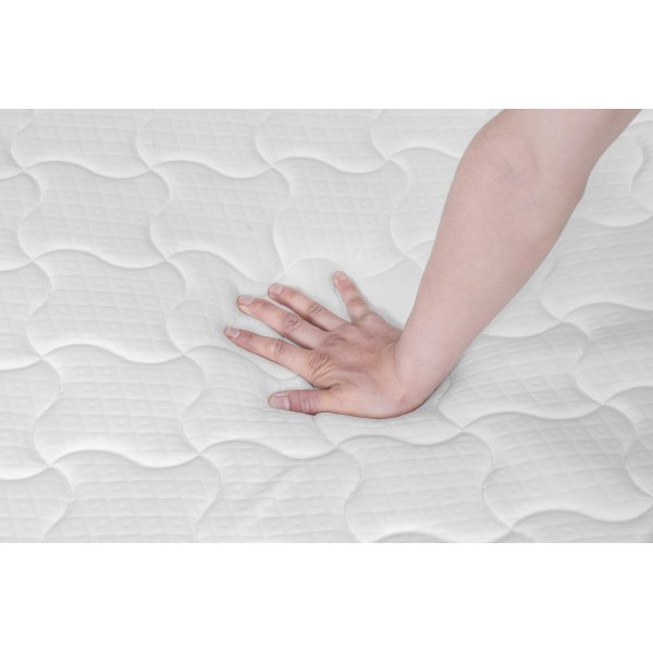 B�ddsoffa fram�t b�ddad beige - Hoven + M�beltassar