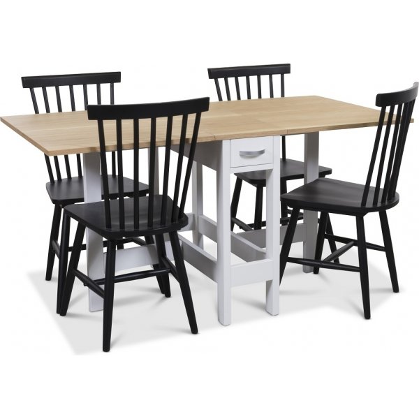 Signum matgrupp Slagbord vit/ek med 4 st svarta Karl pinnstolar + 4.00 x Stolsdyna