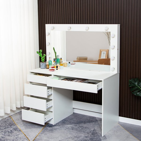 Facada sminkbord med spegel och belysning + M�beltassar