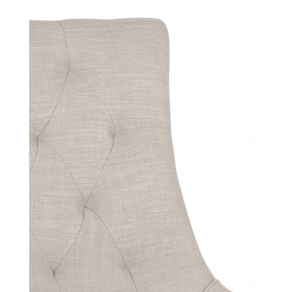 Matgrupp: Lamier matbord runt + 4 st Tuva beige stolar + 3.00 x M�beltassar